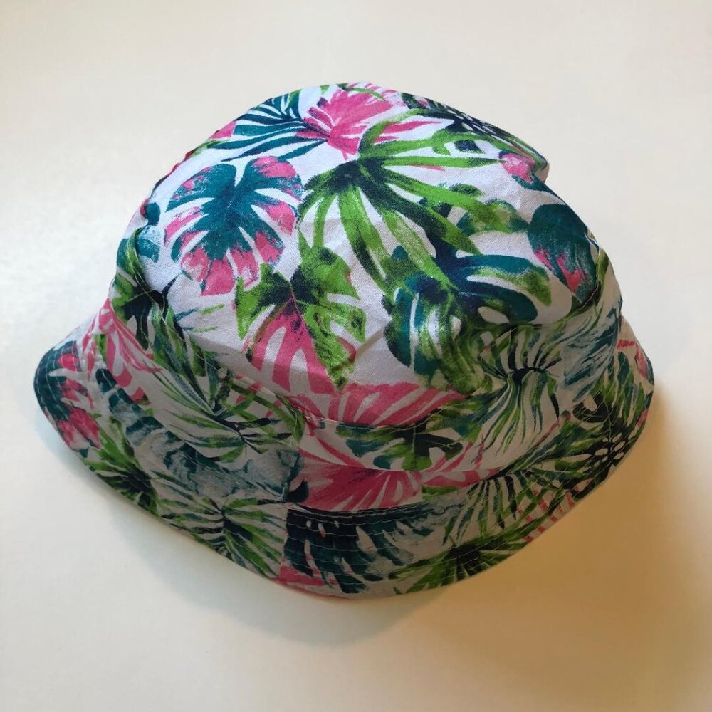 NWOT, Bucket Hat, One Size Fits Most, Tropical print, green, blue, pink & white